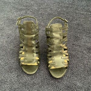 Size 10 Via Spiga Black Tafari